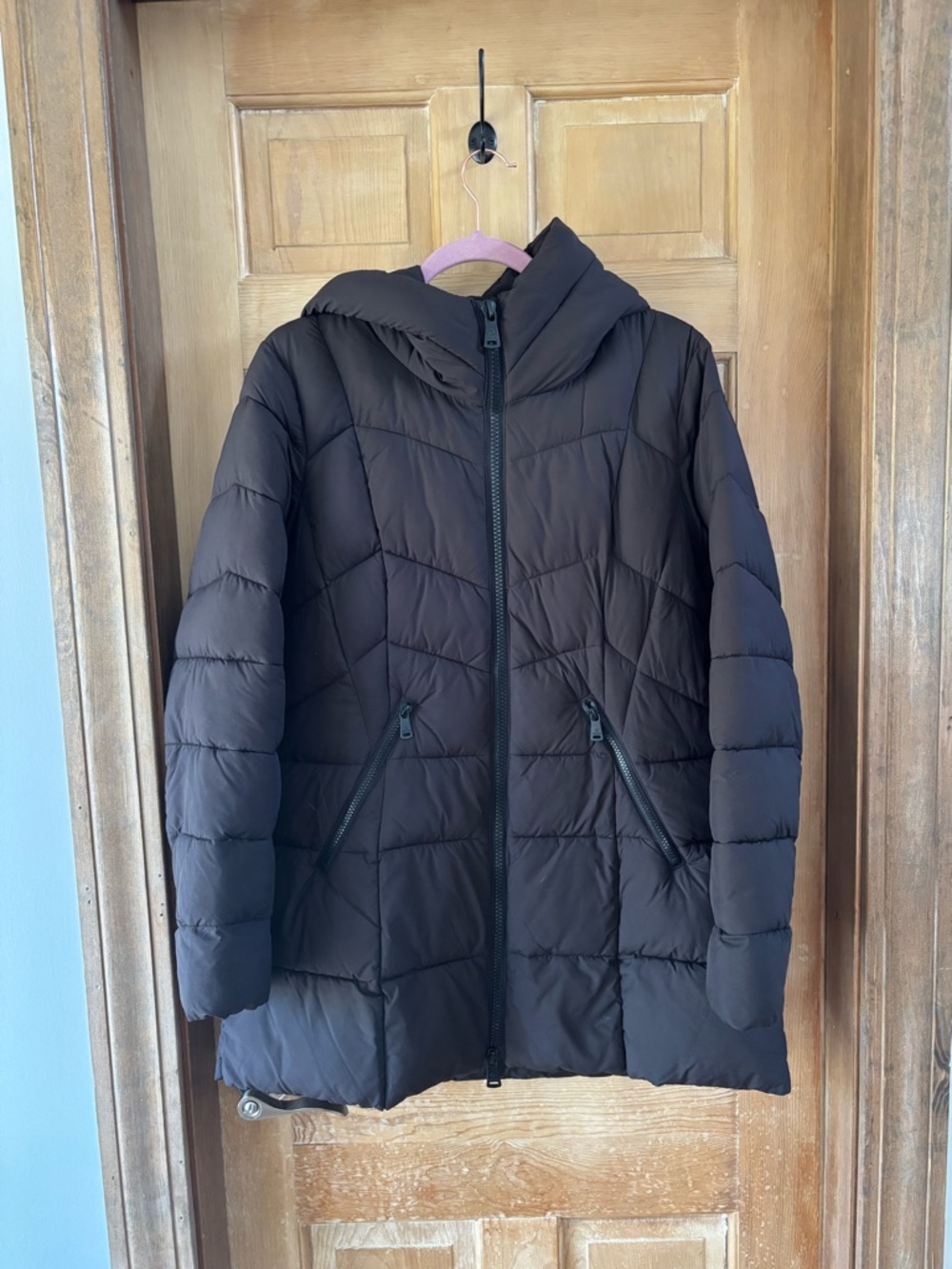 Bernardo Black Hooded Puffer Coat Women’s L EcoPlume Longline Winter Jacket